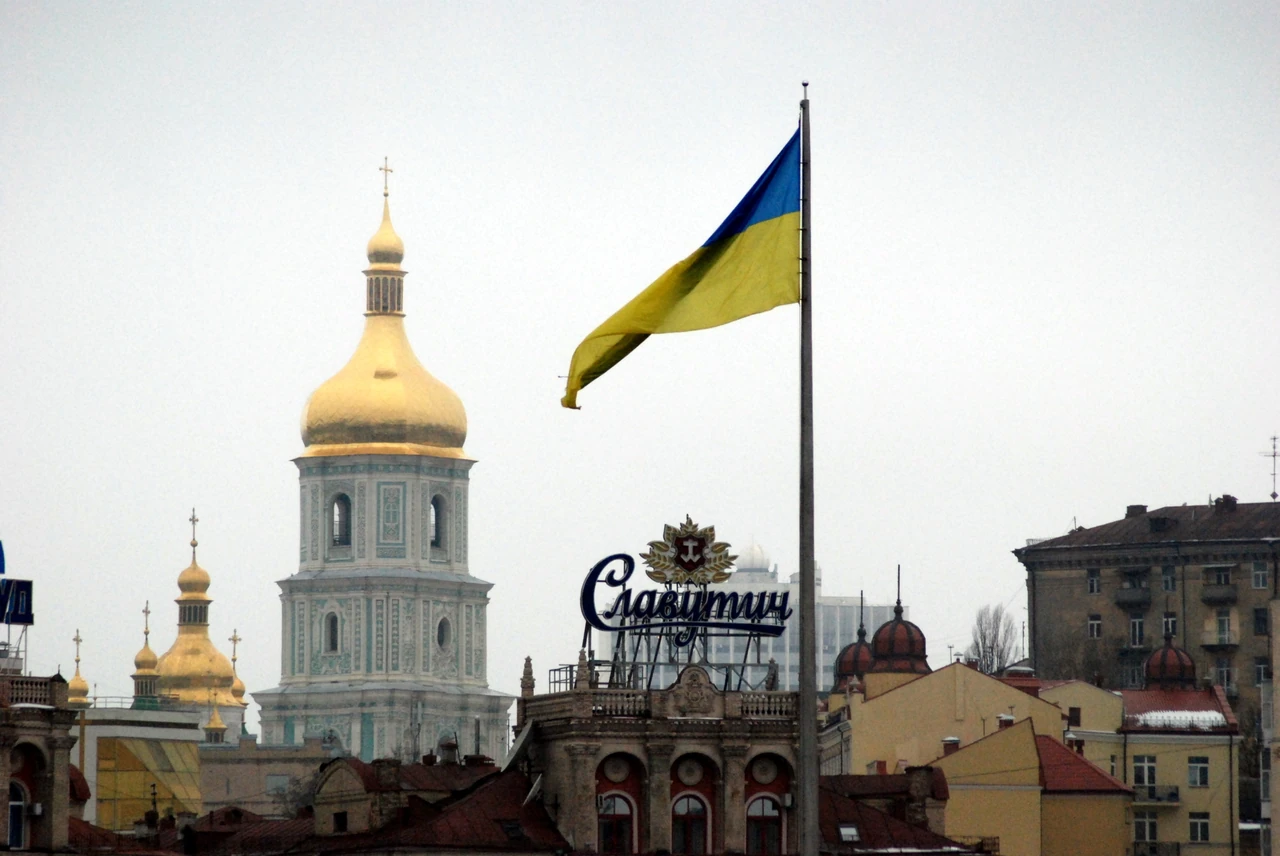 З днем захисника вітчизни